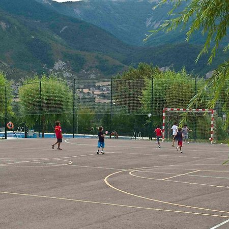 Camping Valle De Tena Sabiñánigo Εξωτερικό φωτογραφία