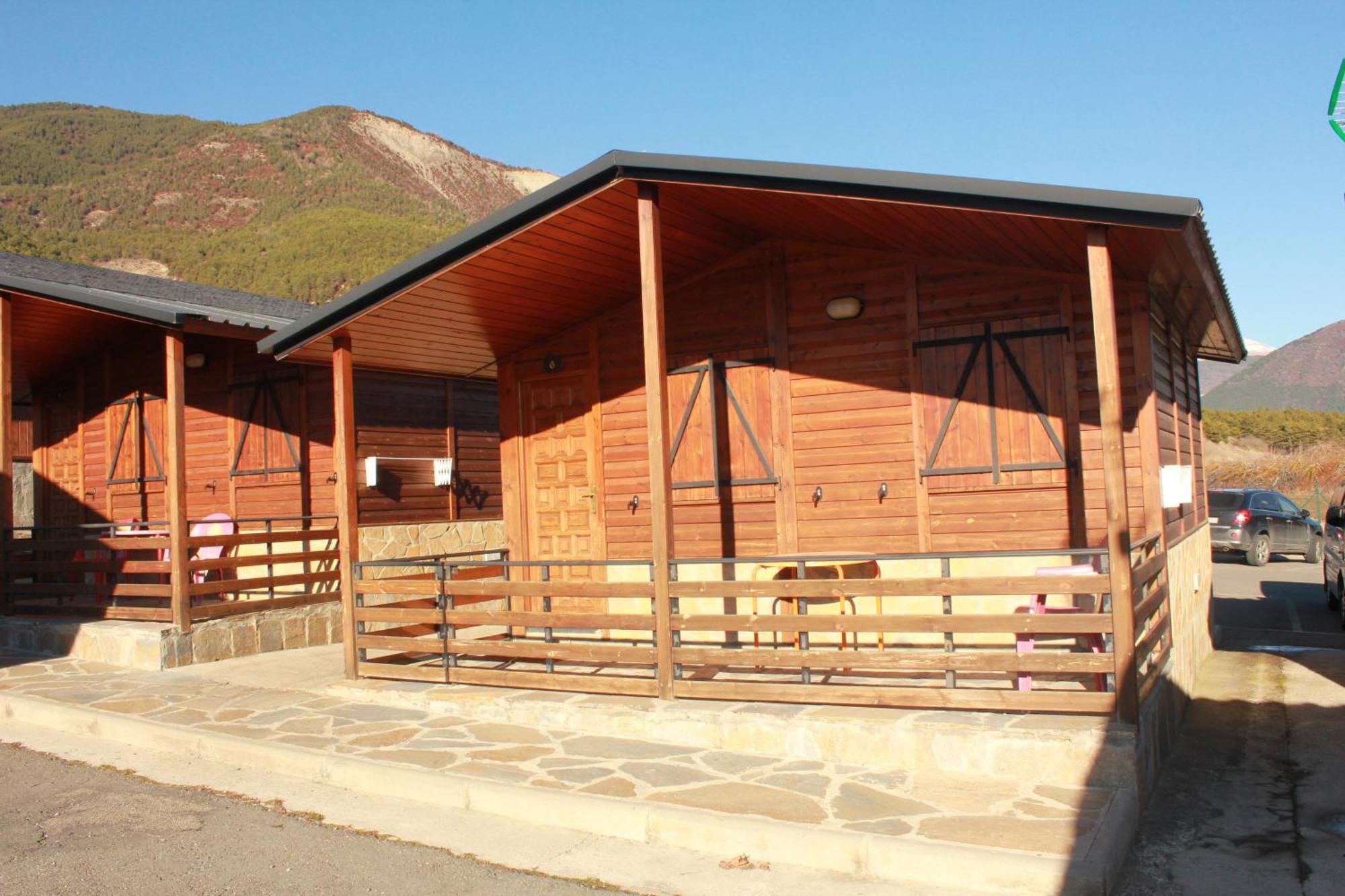 Camping Valle De Tena Sabiñánigo Εξωτερικό φωτογραφία
