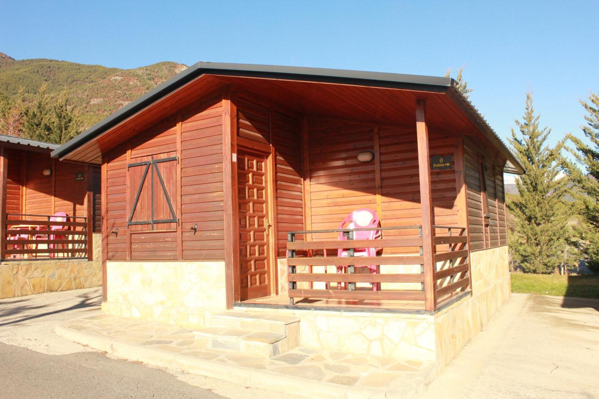 Camping Valle De Tena Sabiñánigo Εξωτερικό φωτογραφία