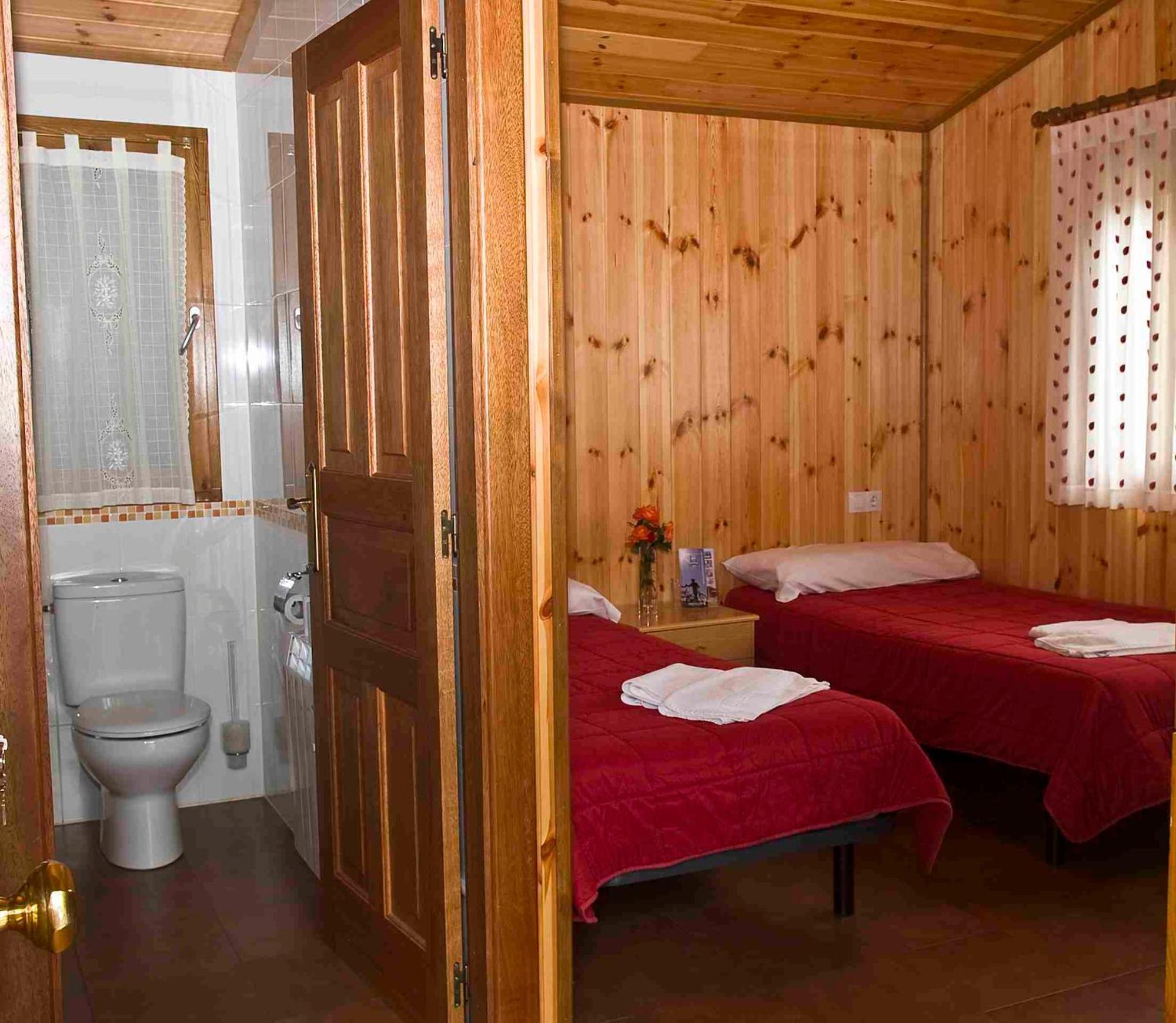 Camping Valle De Tena Sabiñánigo Εξωτερικό φωτογραφία
